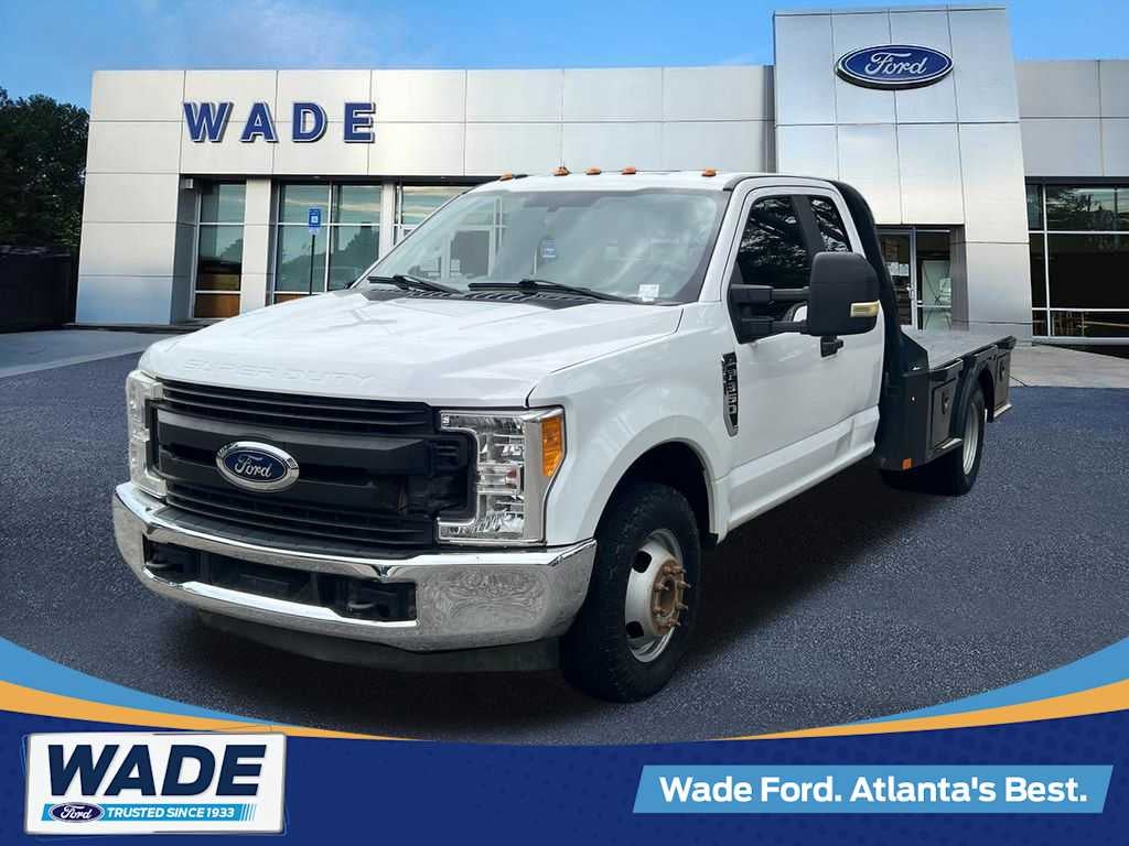 2019 Ford Super Duty F-350 DRW Chassis Cab